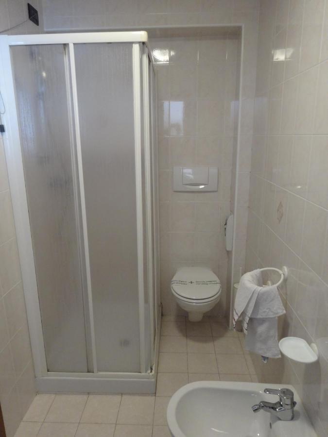 Hotel Genzianella Presenaio Bagian luar foto